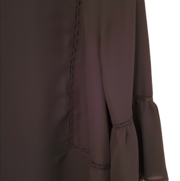 Who What Wear Bell Sleeve and Lace Blouse Size M - Picture 2 of 4